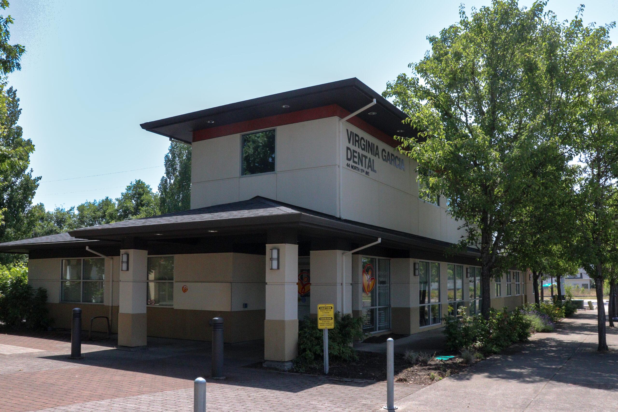 Exterior del edificio de la clínica dental