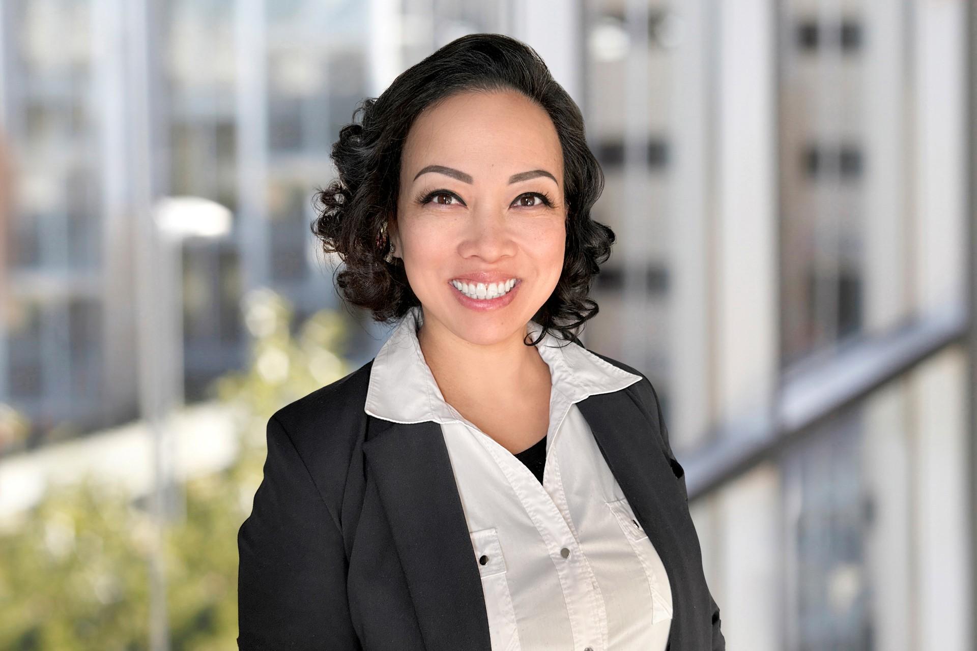 Headshot of Lizette Nguyen